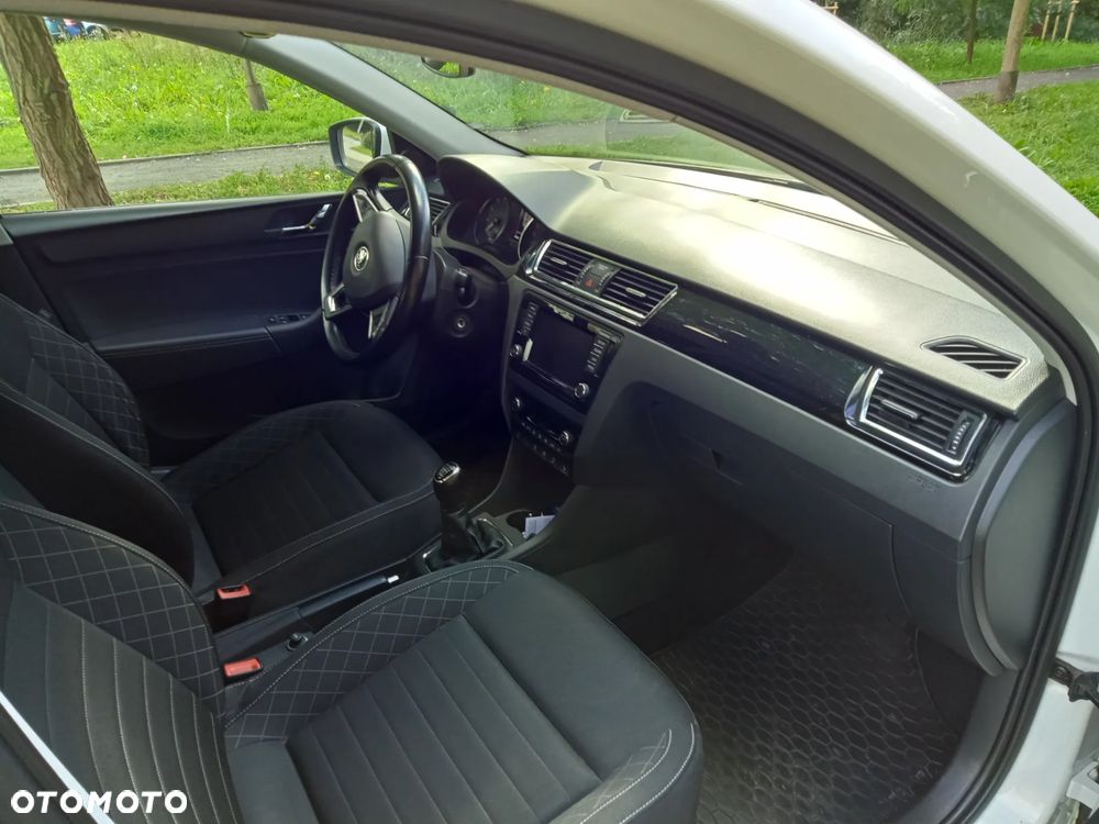 Skoda RAPID 1.2 TSI Ambition - 5
