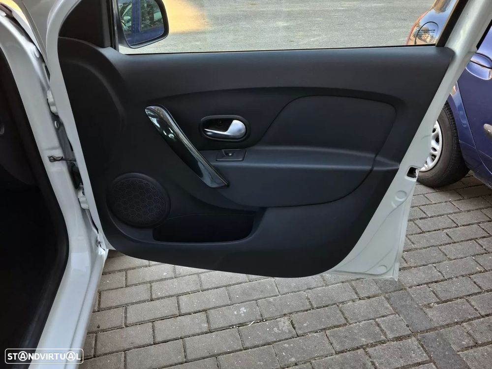 Dacia Sandero 1.0 SCe Comfort - 19