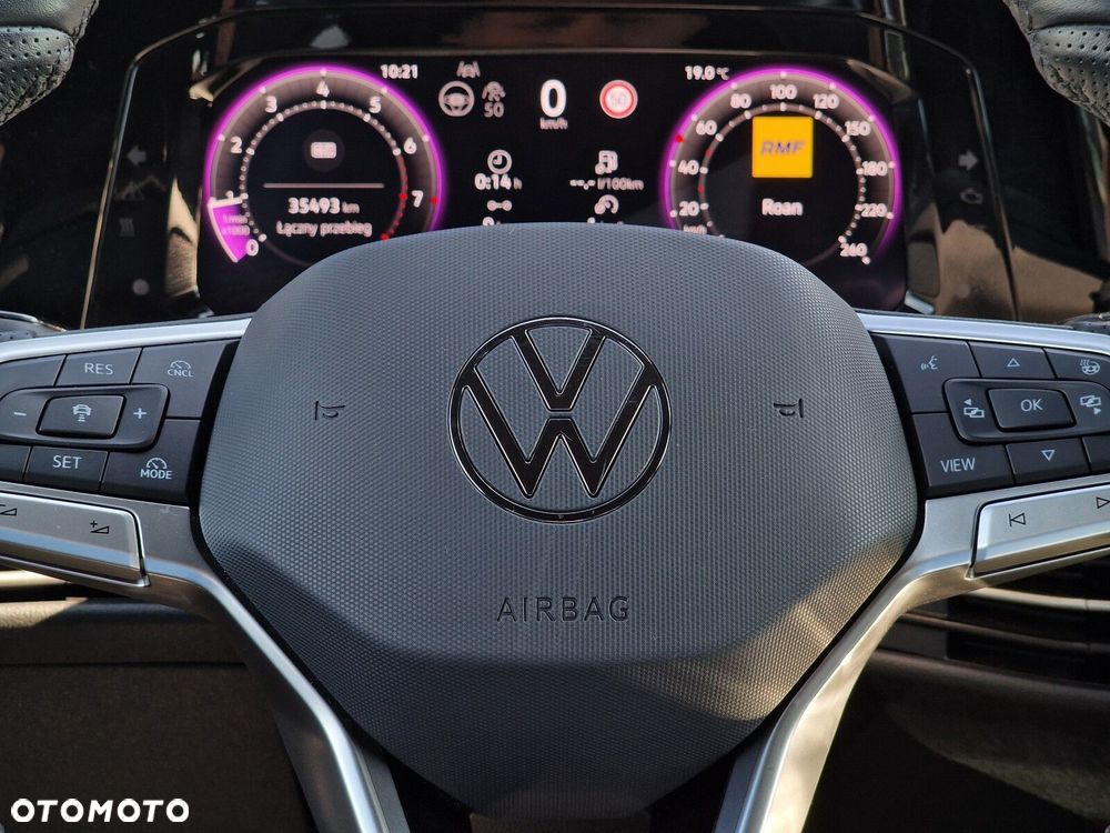 Volkswagen Golf - 31