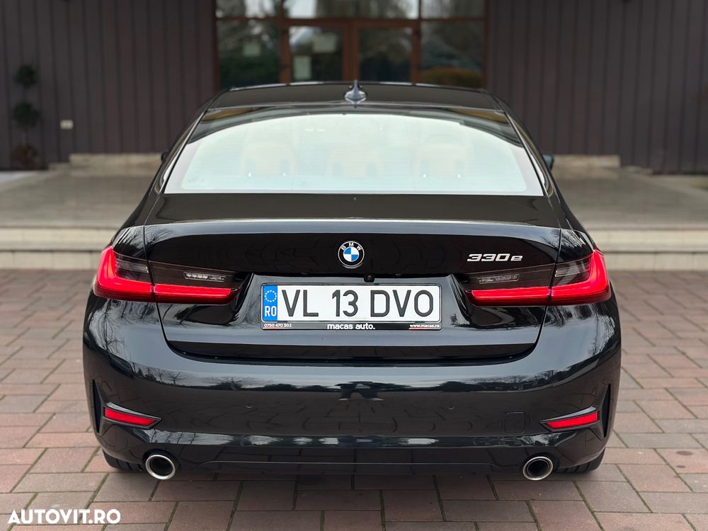 BMW Seria 3 330e Aut. - 5