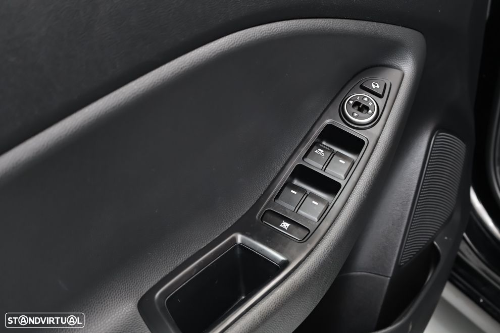 Hyundai i20 1.1 CRDi Access+Bluetooth - 25