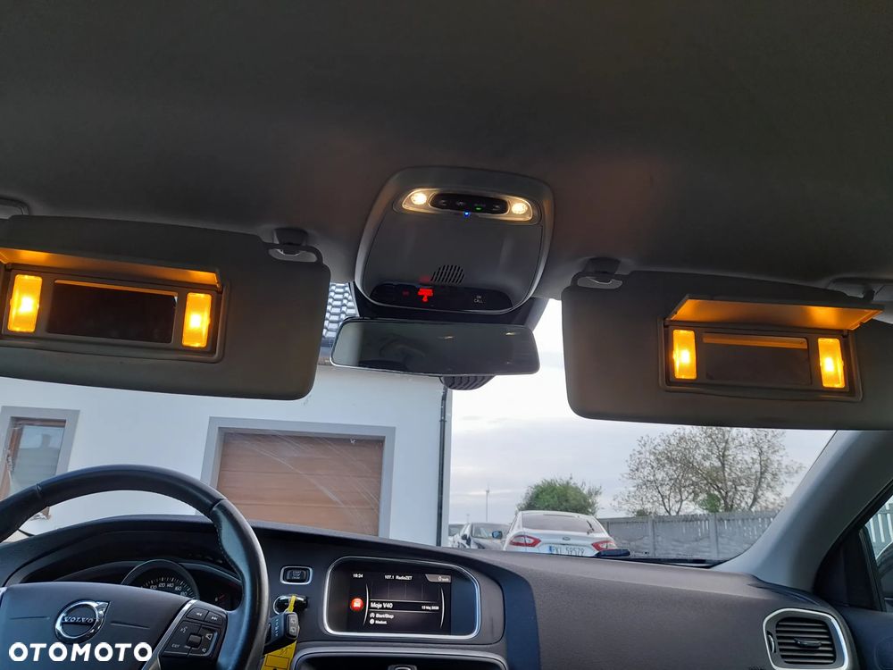 Volvo V40 D2 Geartronic Kinetic - 10