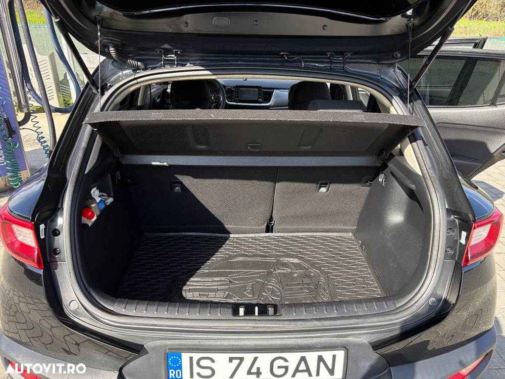 Kia Stonic 1.4 GSL Trend - 11