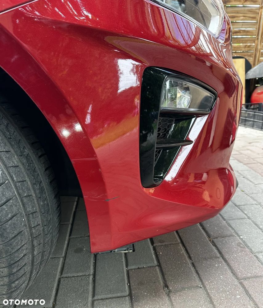 Kia Ceed - 11