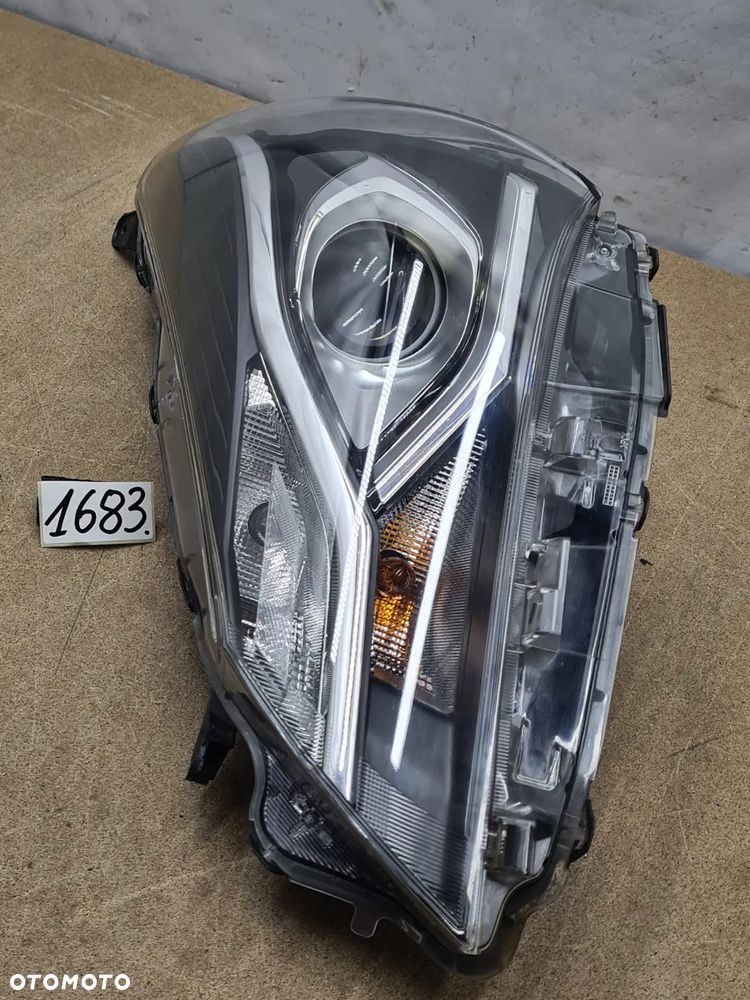 TOYOTA YARIS III 3 LIFT 17-20 LAMPA LEWA LEWY PRZÓD PRZEDNIA 81170-ODK10 - 8