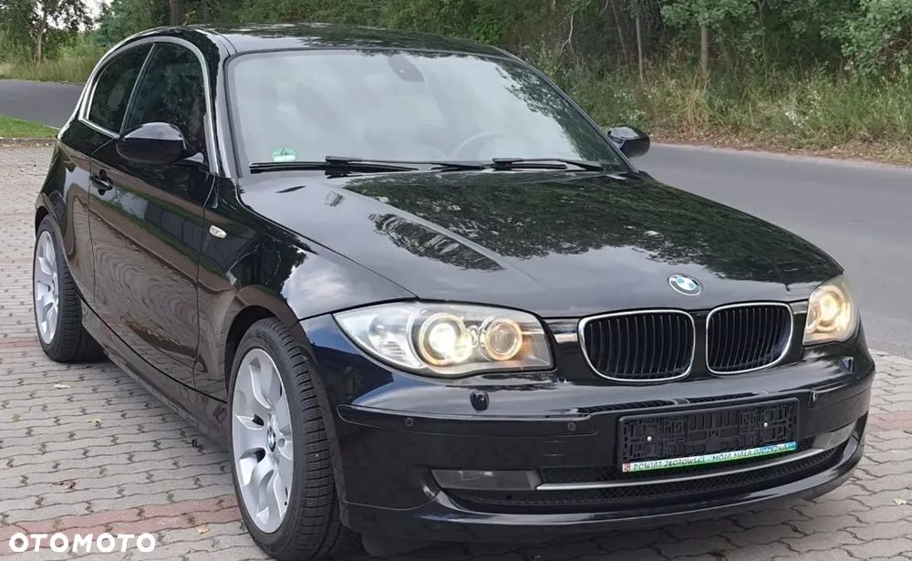 BMW Seria 1 123d - 4