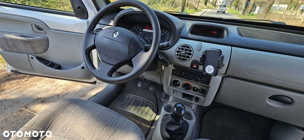 Renault Kangoo 1.2 16V 75 Campus - 20