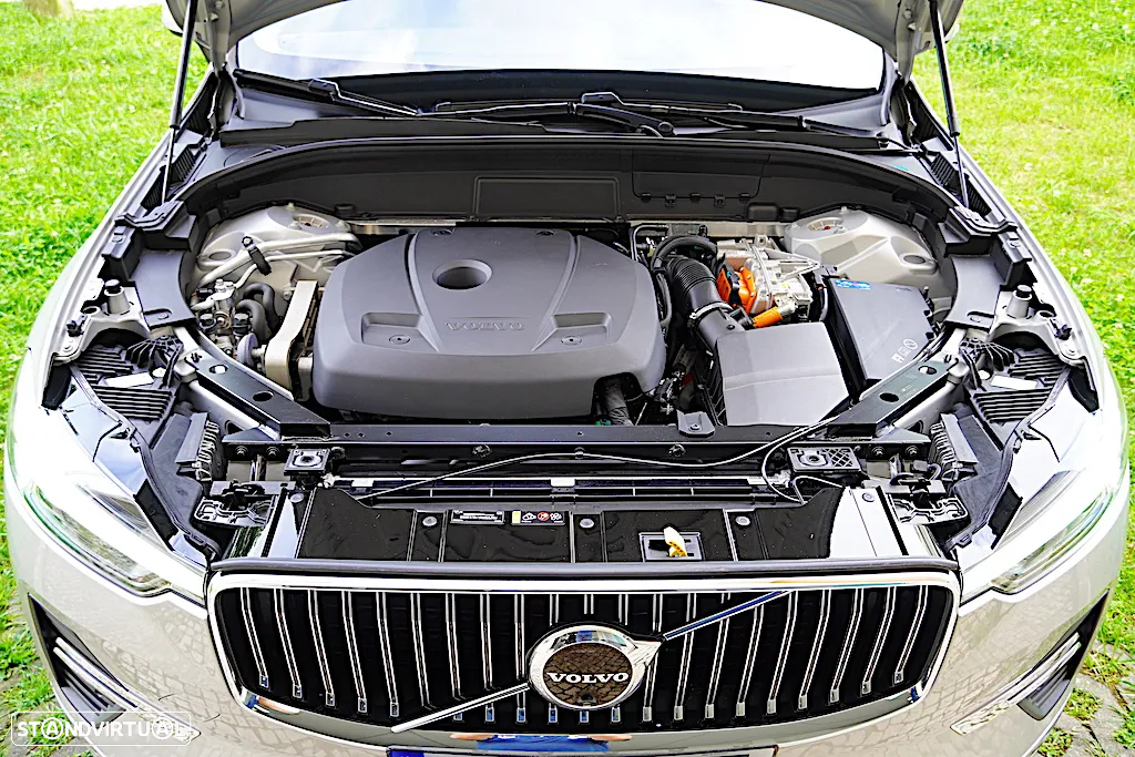 Volvo XC 60 2.0 T6 PHEV Inscription AWD - 17