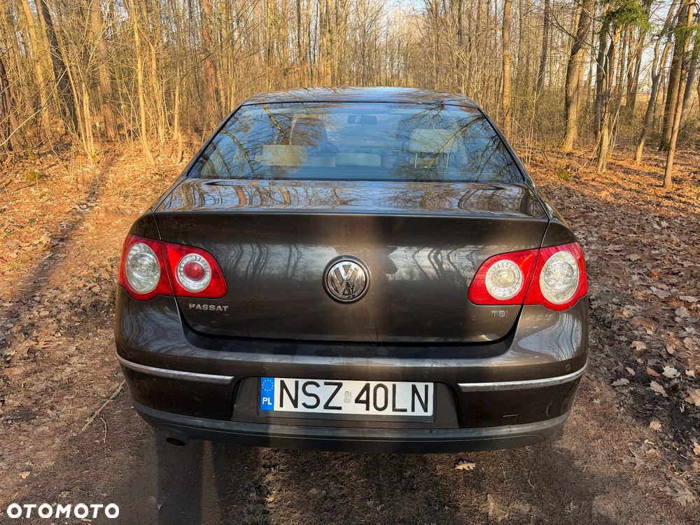 Volkswagen Passat 1.4 TSI Comfortline - 3
