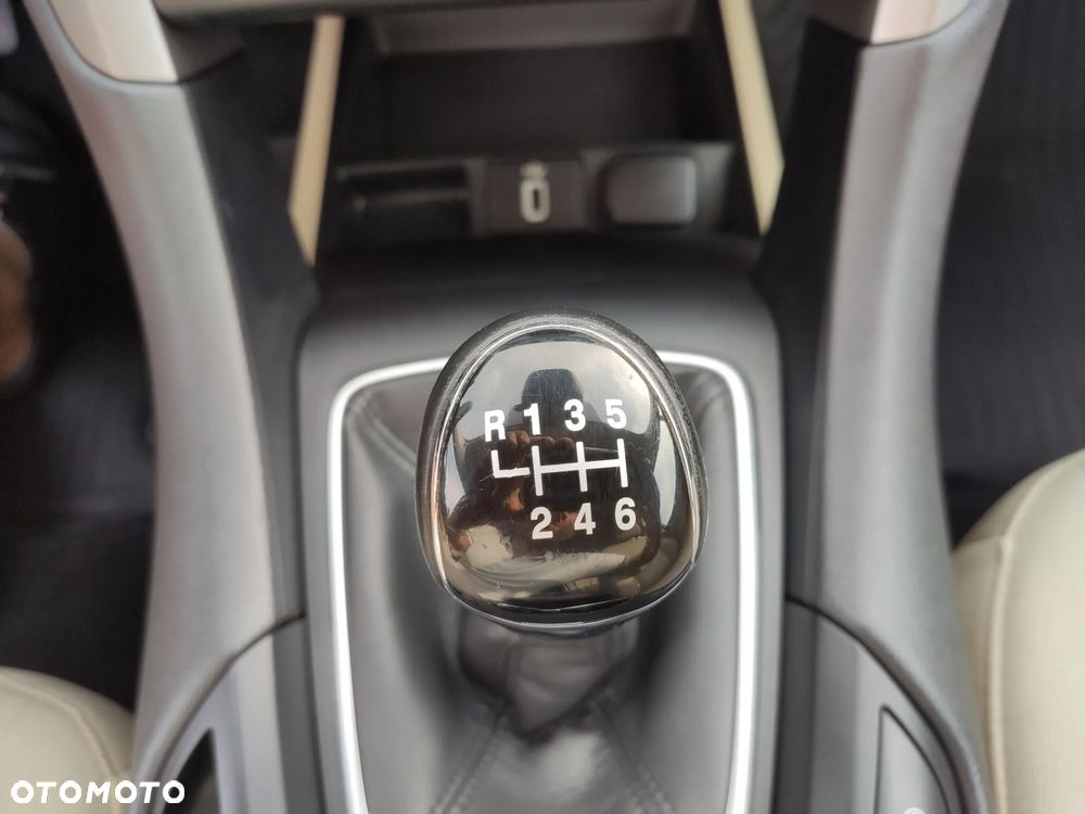 Ford Mondeo 1.5 EcoBoost Edition - 32