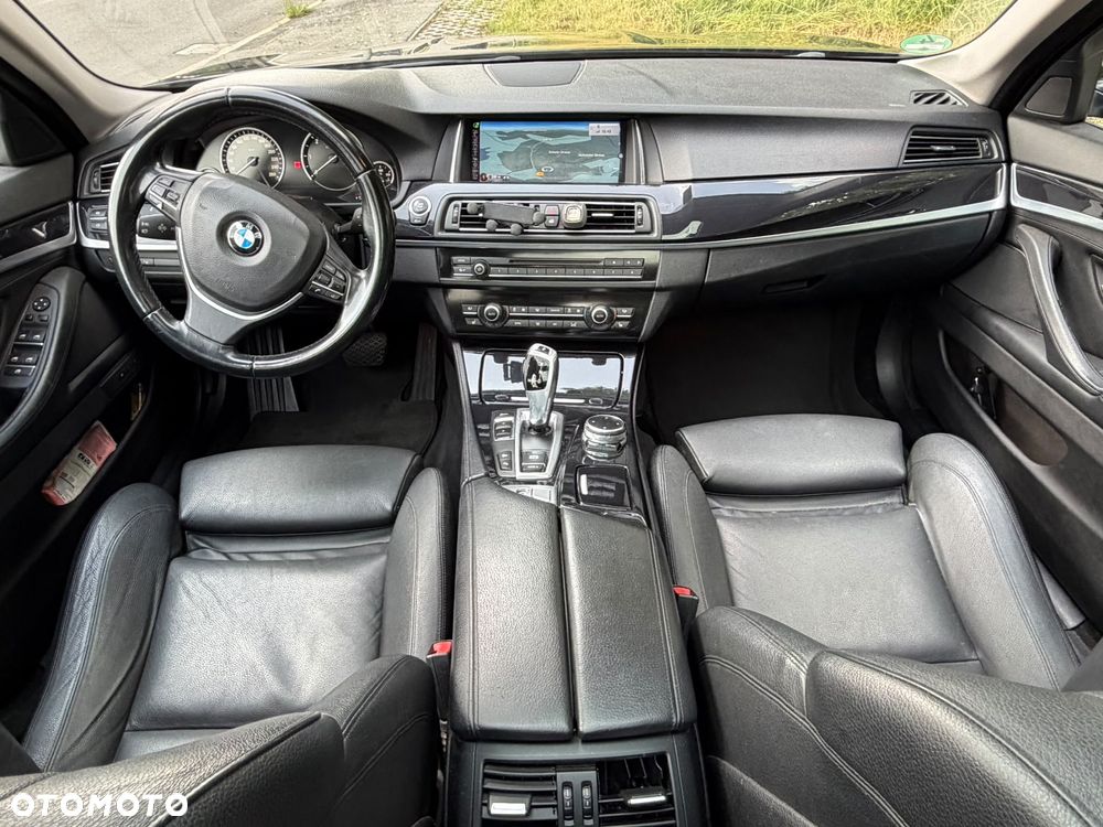 BMW Seria 5 525d xDrive Modern Line - 17