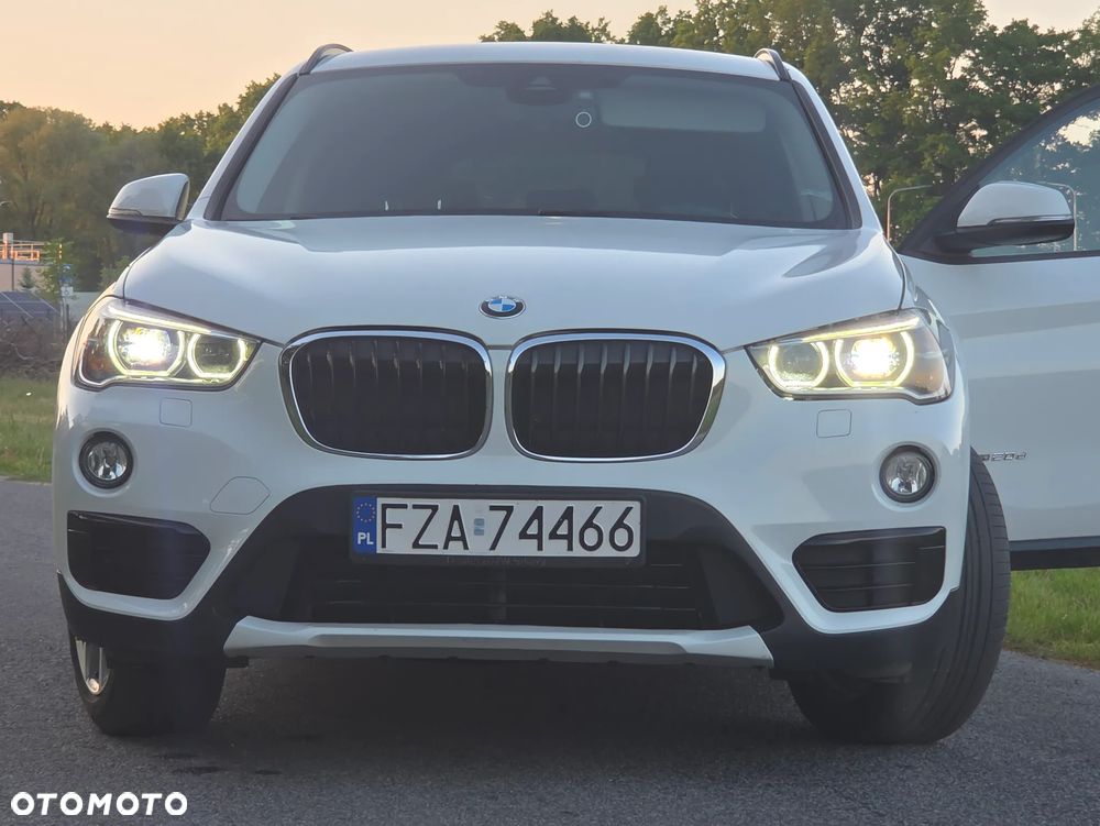 BMW X1 xDrive20d - 29