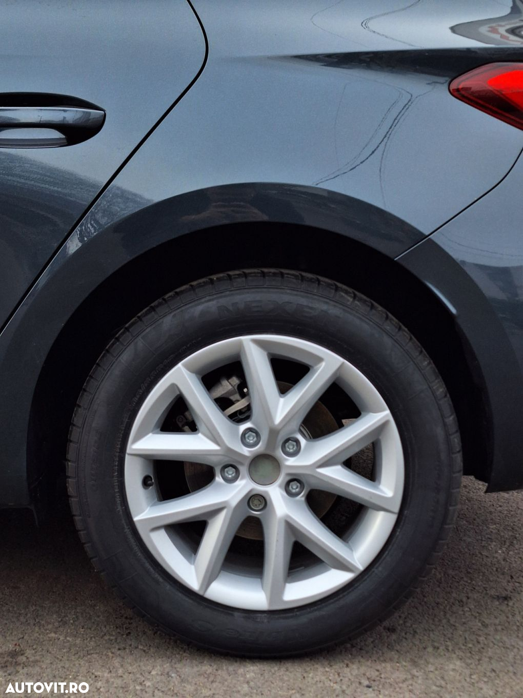Seat Leon 1.5 eTSI mHEV DSG7 Style - 11