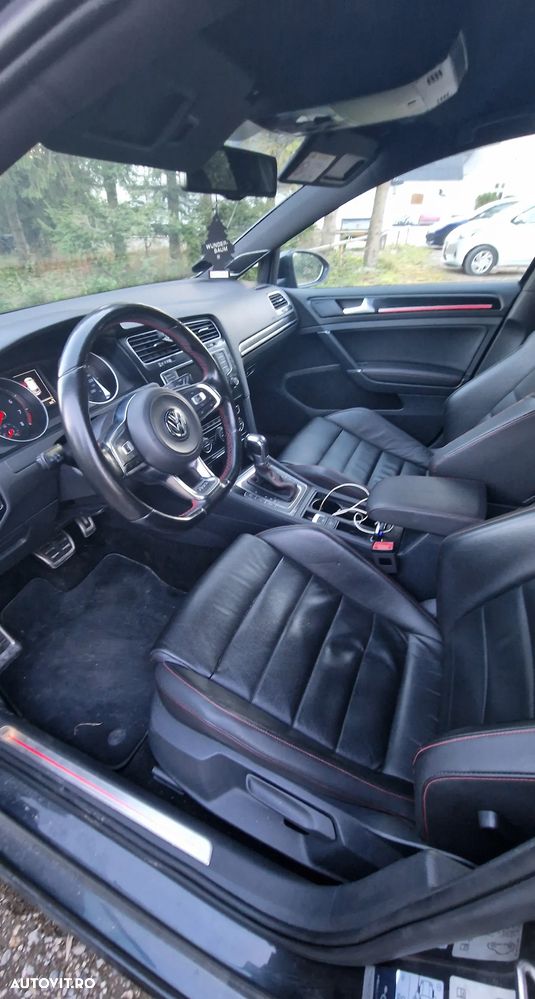 Volkswagen Golf GTI Performance BlueMotion Technology DSG - 8