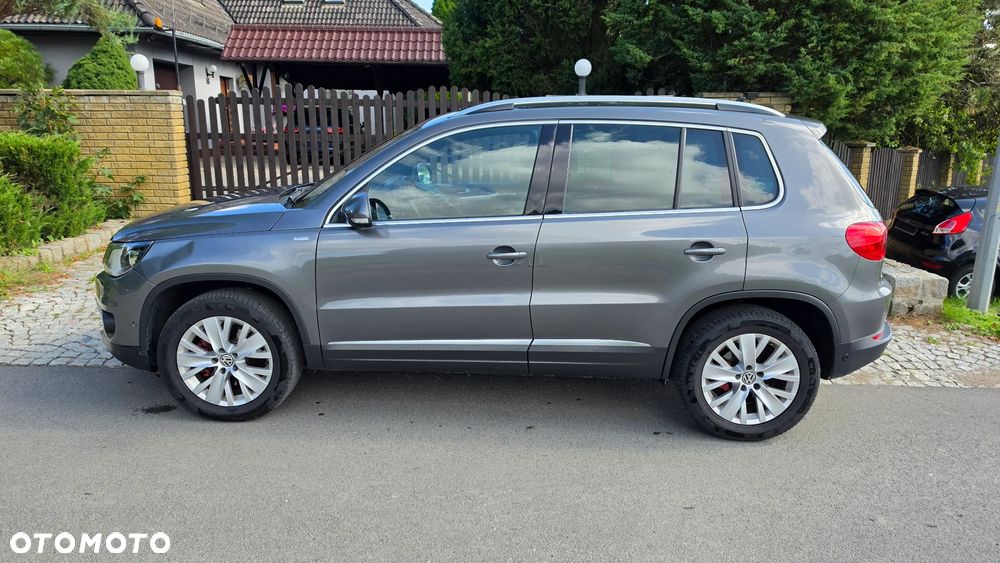 Volkswagen Tiguan 2.0 TSI 4Mot R-Style DSG - 9