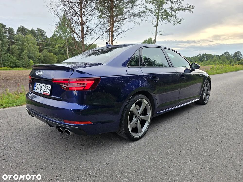 Audi S4 Limousine - 4