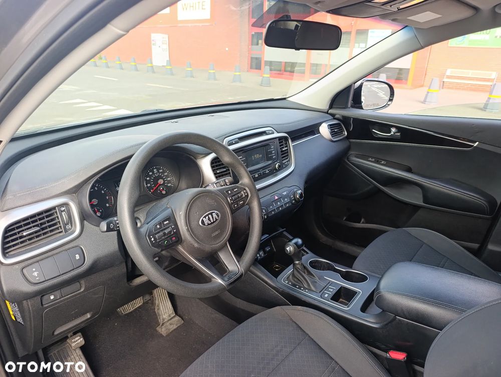 Kia Sorento - 5
