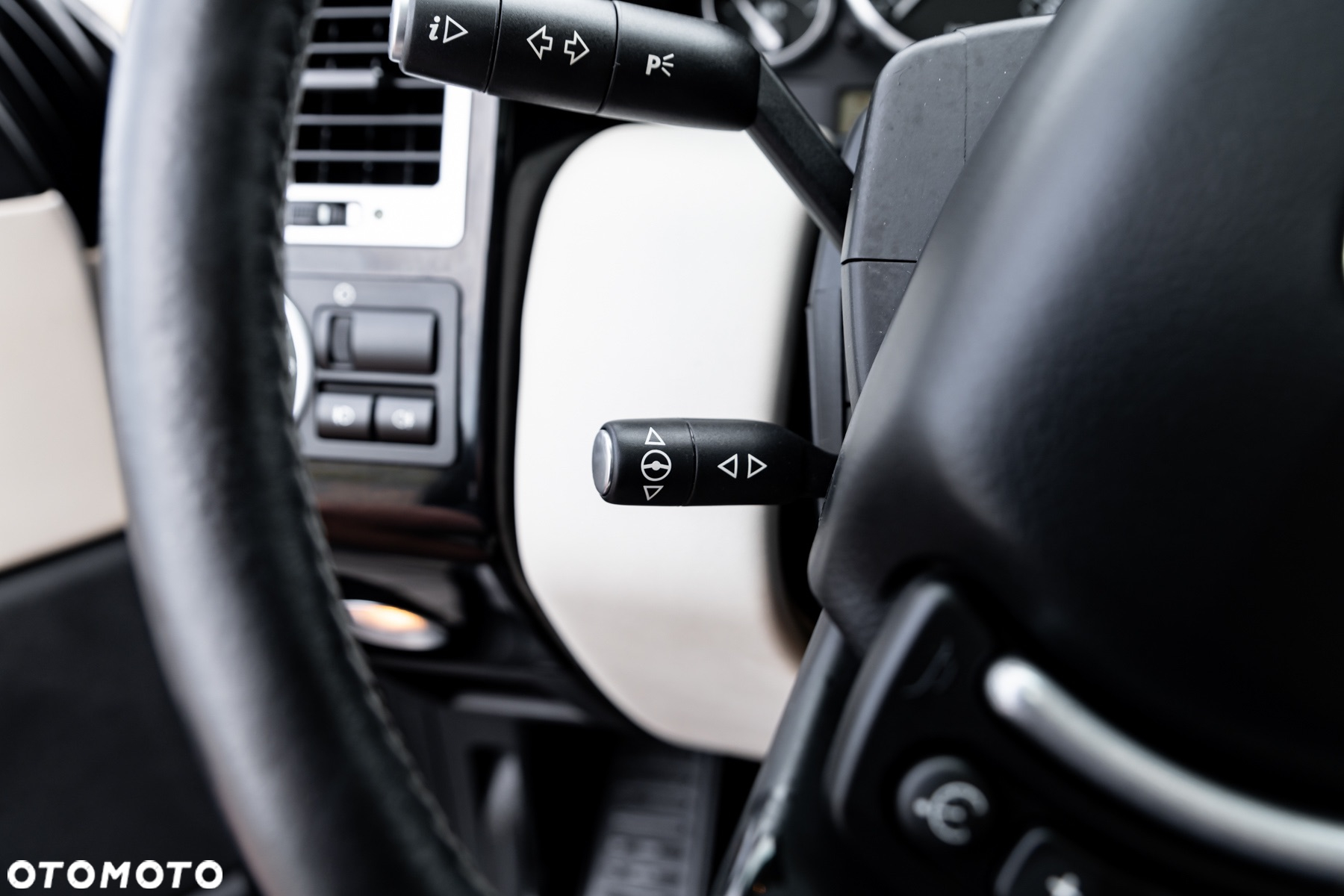Land Rover Range Rover V8 Supercharged - 31