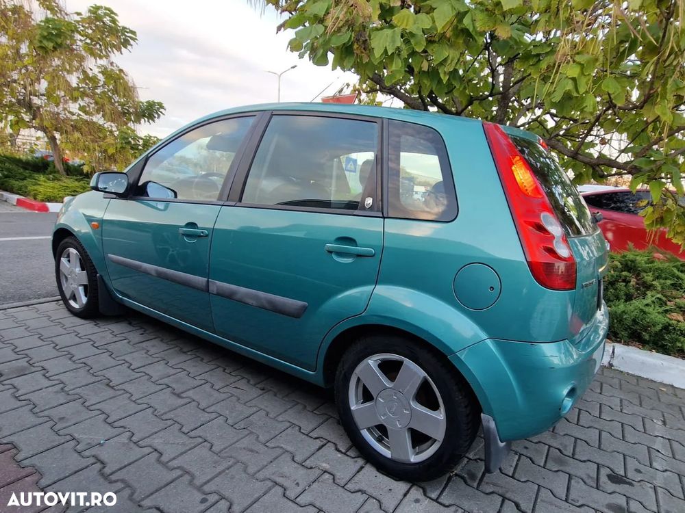 Ford Fiesta - 2
