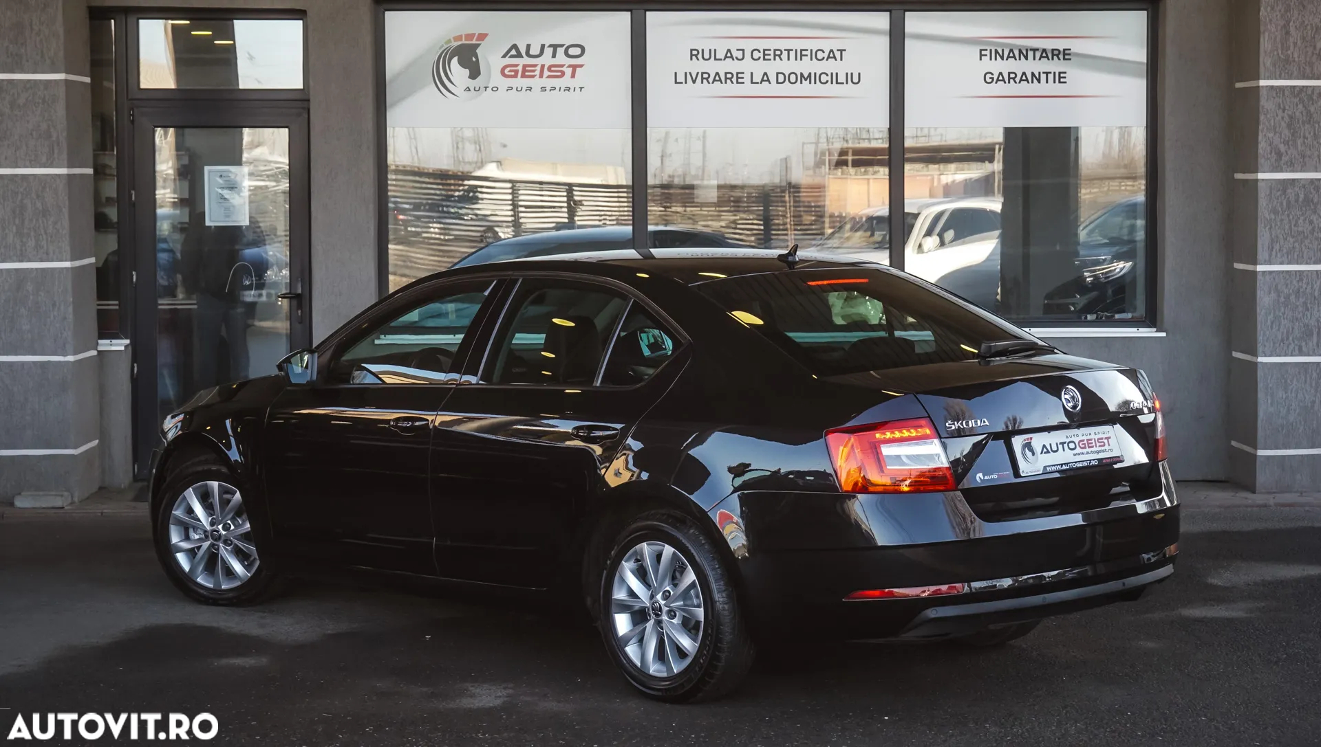 Skoda Octavia 1.6 TDI DSG Style - 7