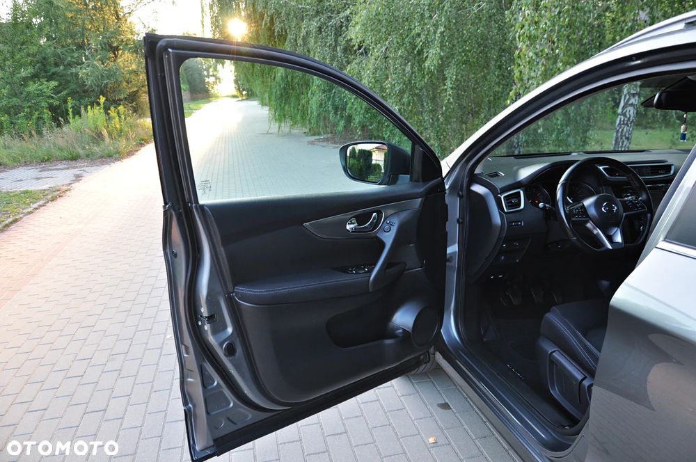Nissan Qashqai 1.2 DIG-T 360 - 26