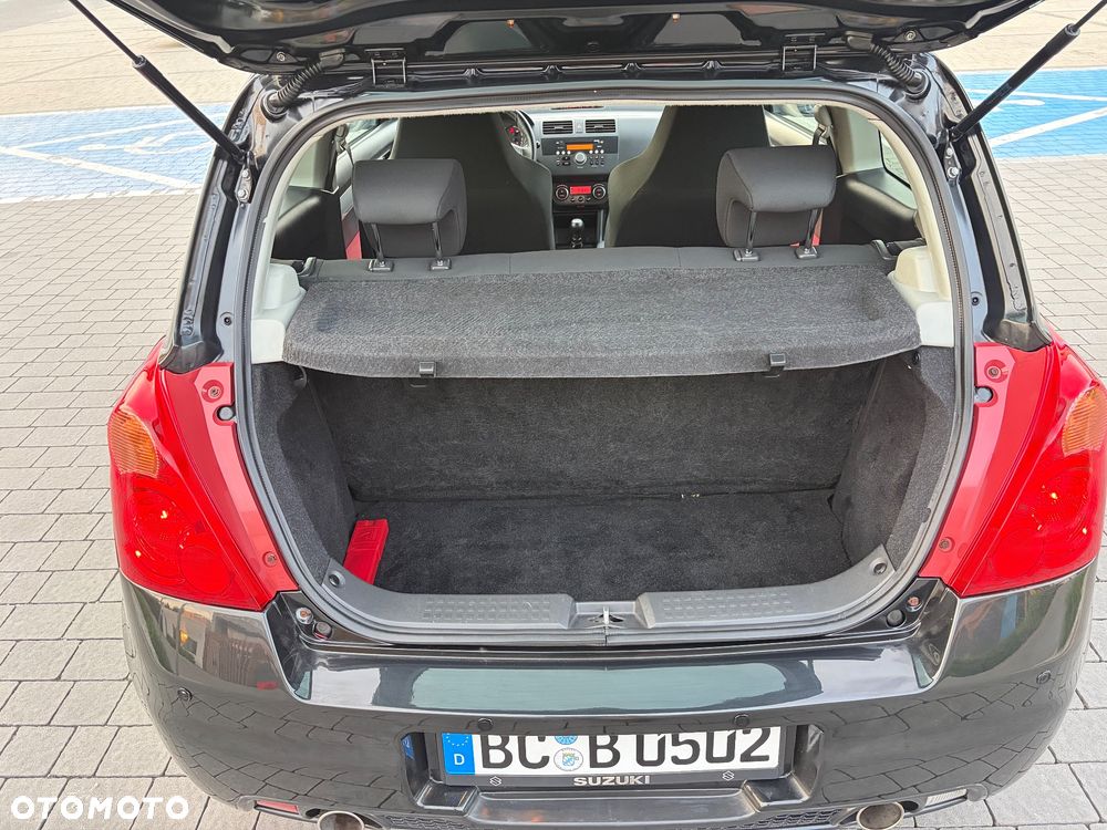 Suzuki Swift 1.6 Sport - 29