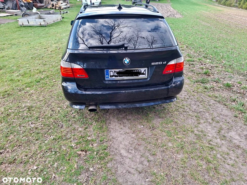 BMW Seria 5 520d - 3
