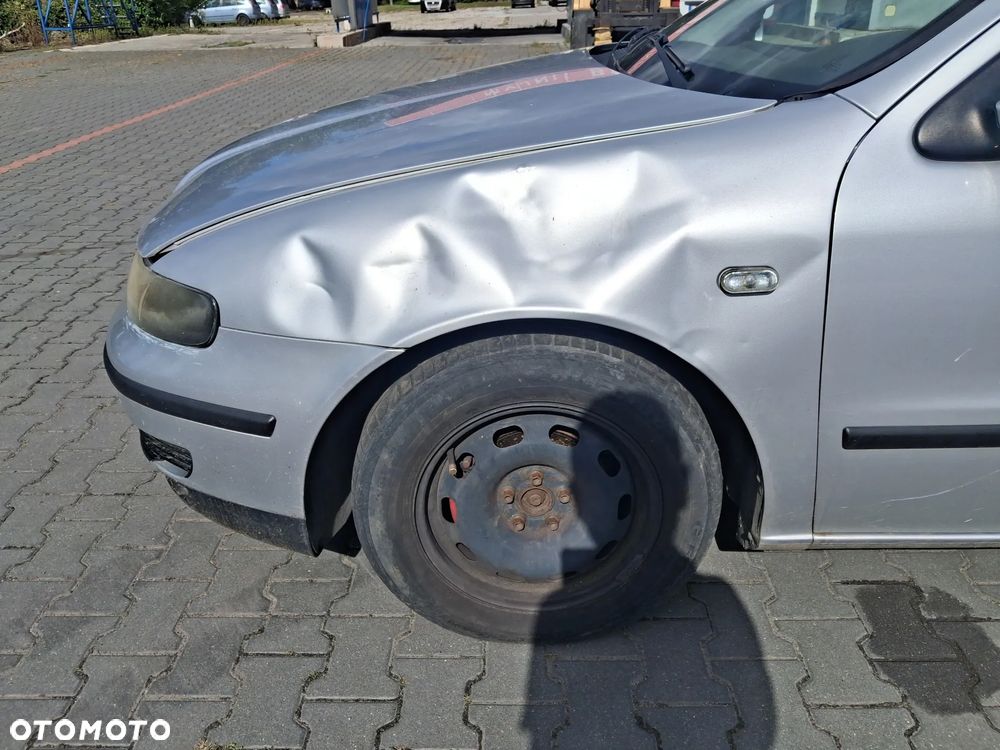 Seat Leon 1 I Toledo 2 II silnik 1.6 16v BCB azd aus atn 105 KM skrzynia biegów ERT sprzęgło wysprzęglik lakier kolor LS7N srebrne drzwi lewe prawe przód tył błotnik zderzak klapa lusterko maska LS7N maglownica przekładnia belka sanki alternator sprężarka klimatyzacji pompa paliwa listwa wtryskowa klamka zamek zacisk głośnik szyba podszybie mechanizm panel sterowania sterownik moduł stacyjka wiązka przewód rura tłumik wydech koła felga zwrotnica kolektor czujnik mcperson amortyzator sprężyna silniczek kokpit pas bezpieczeństwa fotel schowek kierownica zegary klamka osłona lewarek włącznik manetka lampa lampka reflektor atrapa grill zbiorniczek półka bagażnika wykładzina kratka nawiew dmuchawa wentylator chłodnica pas przedni cupholder NA CZĘŚCI WSZYSTKIE CZĘŚCI - 12