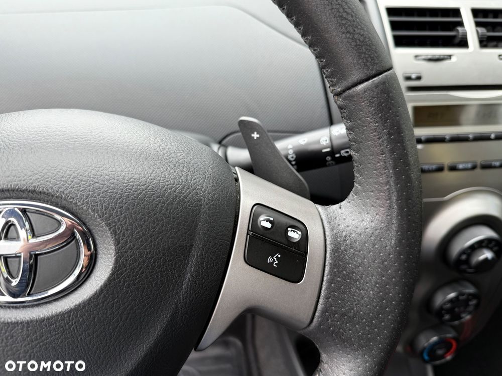 Toyota Yaris 1.4 D-4D Multi Mode Life - 17