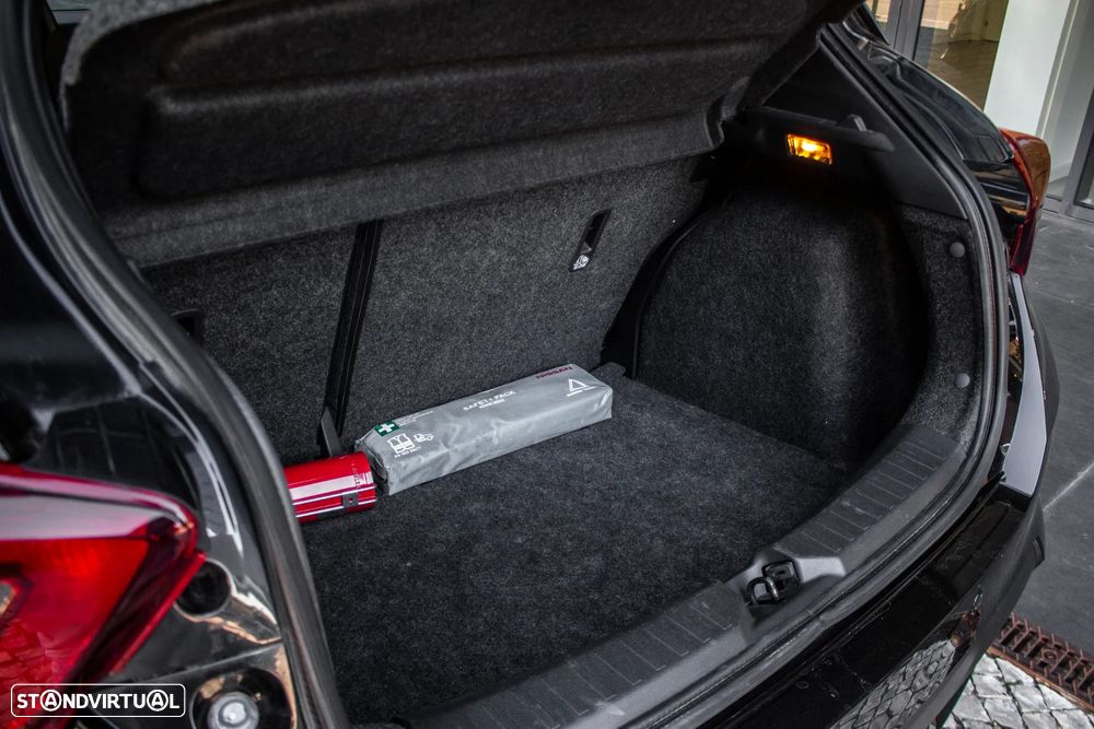 Nissan Micra 1.0 G Acenta - 30