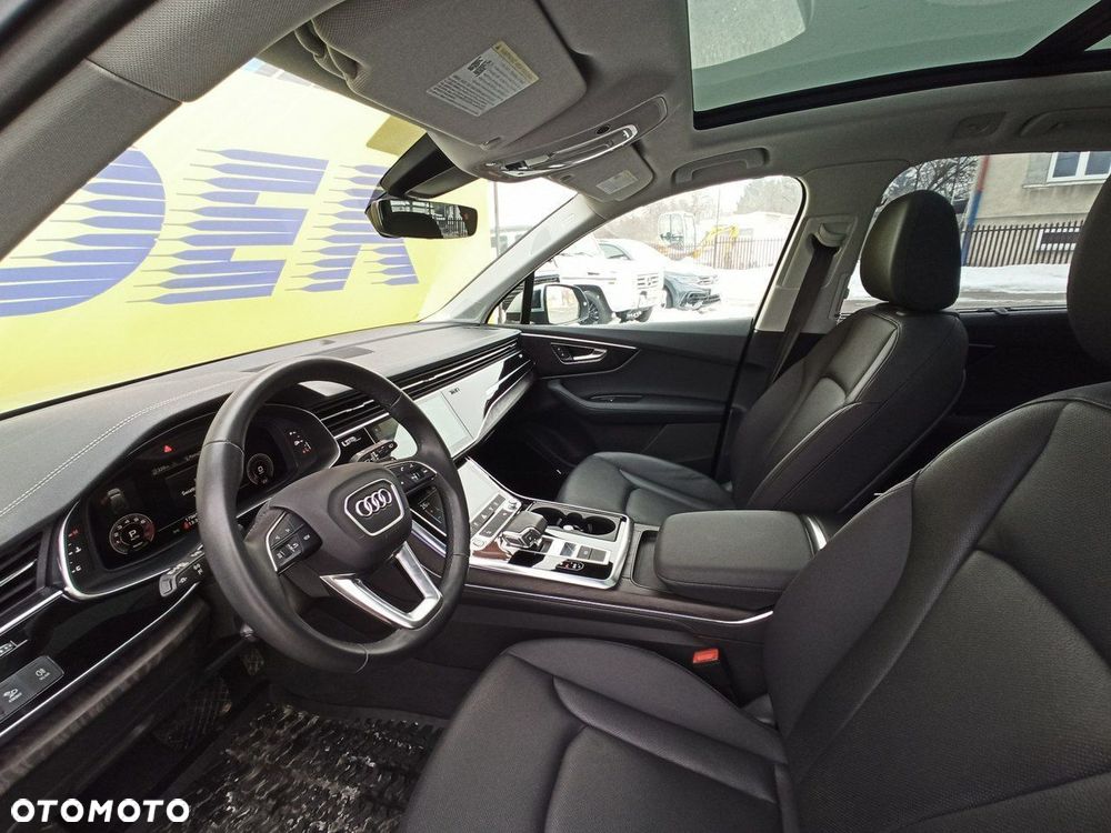 Audi Q7 - 7