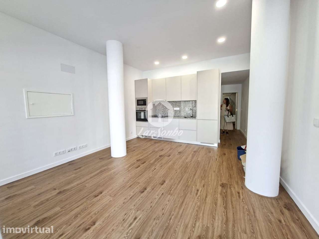 Apartamento T1 Como Novo no centro de Santo Tirso - Grande imagem: 4/12