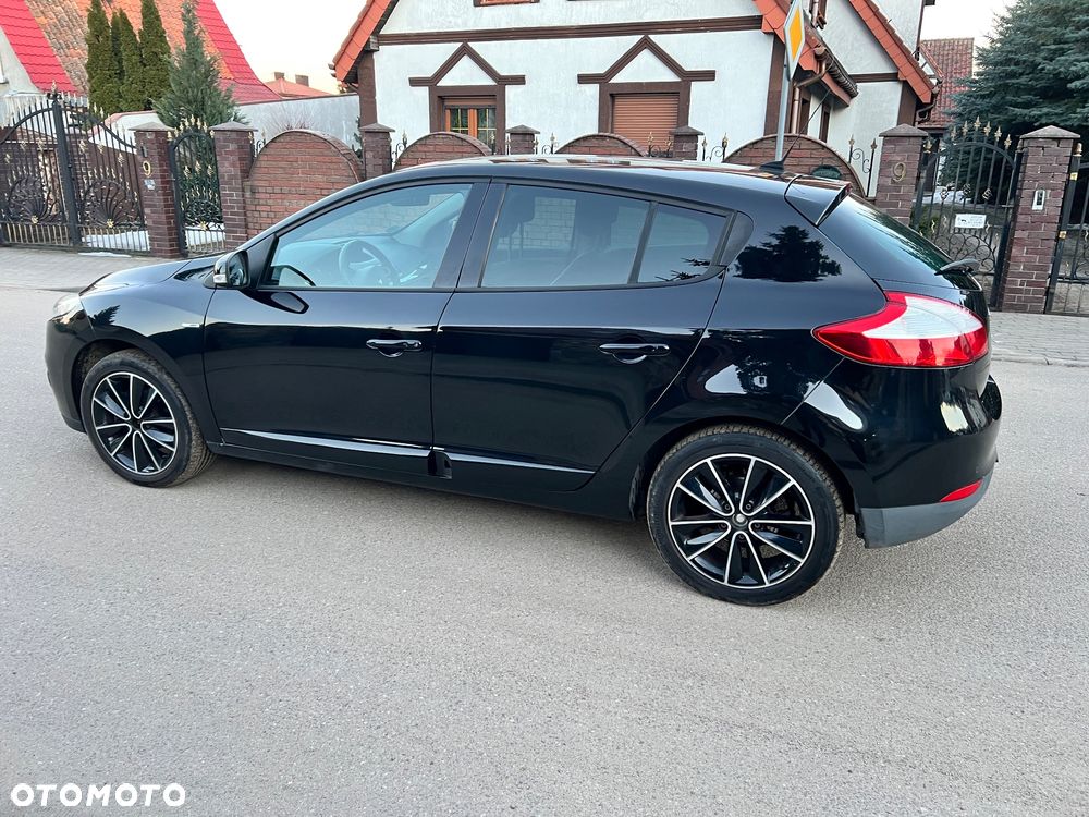 Renault Megane ENERGY TCe 115 Start & Stop Bose Edition - 22