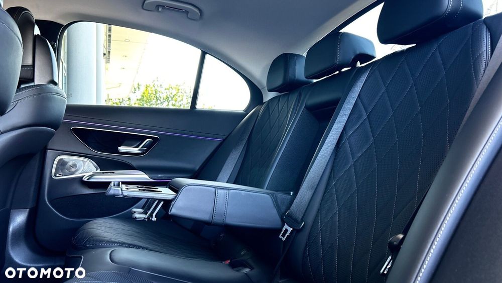 Mercedes-Benz Klasa E 220 d mHEV 4-Matic Exclusive 9G-Tronic - 28