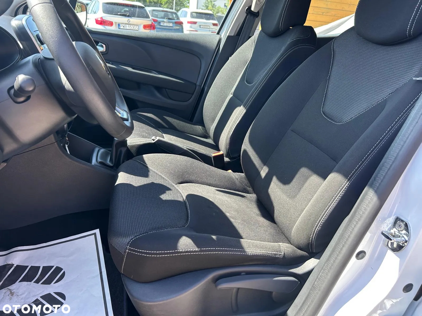 Renault Clio 1.5 dCi Energy Life - 14