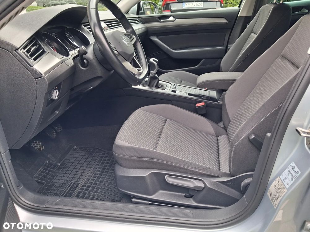 Volkswagen Passat 2.0 TDI EVO Business - 36