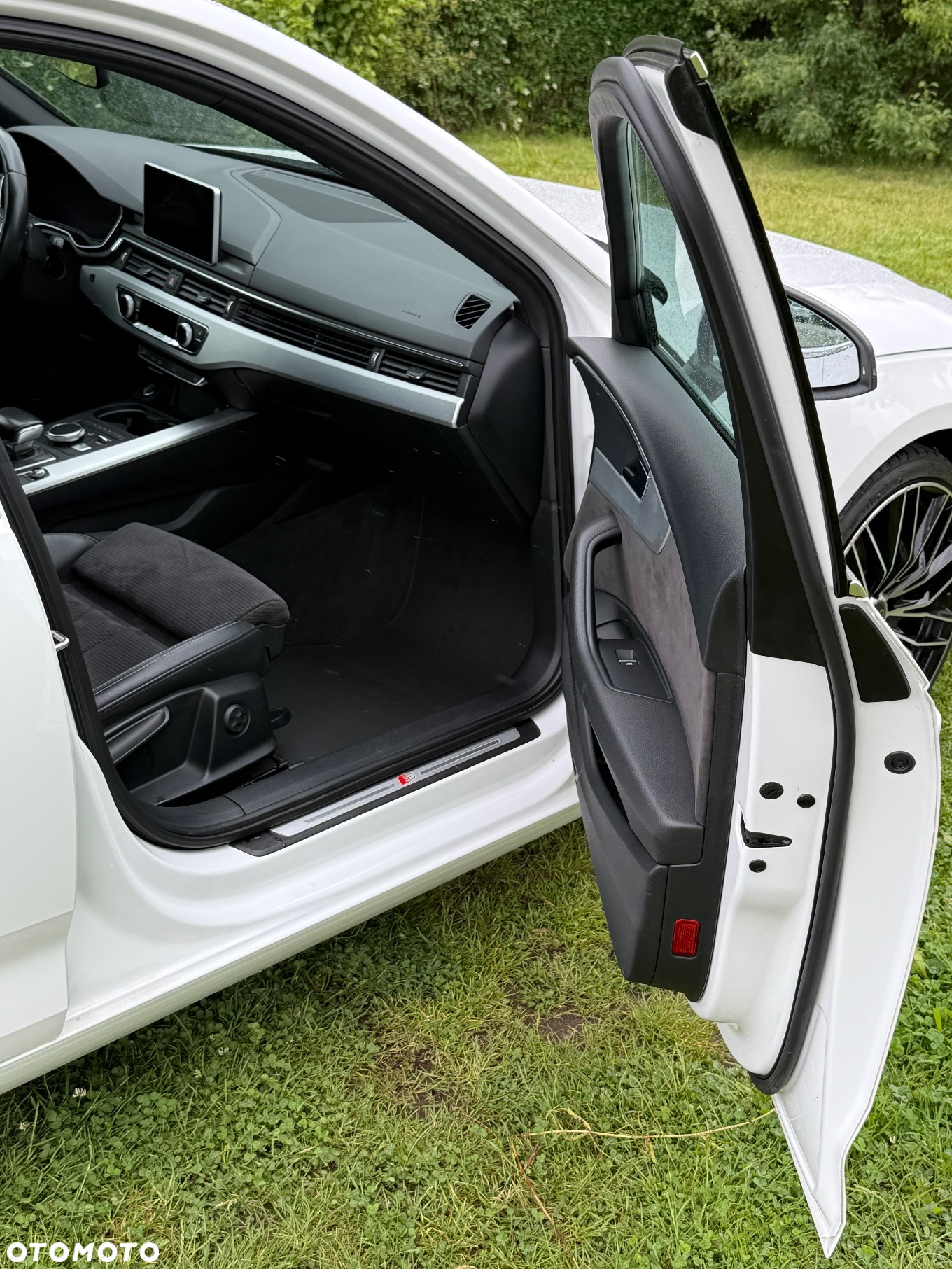 Audi A4 Avant 2.0 TDI S tronic - 17