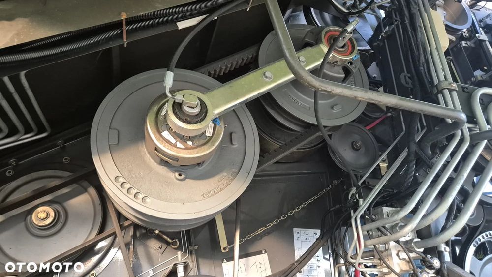 Claas Lexion 620 z hederem - 15