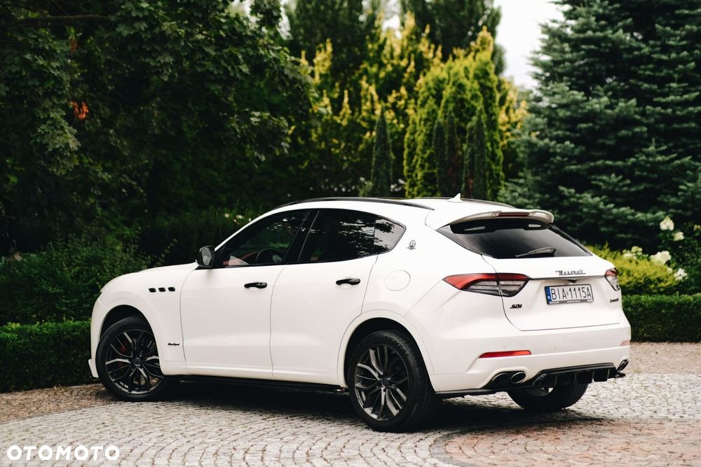 Maserati Levante S - 5
