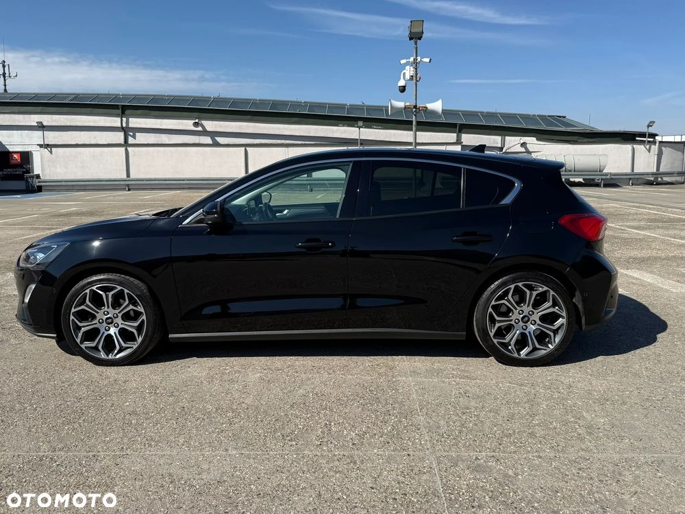 Ford Focus 1.5 EcoBoost Titanium Business - 5