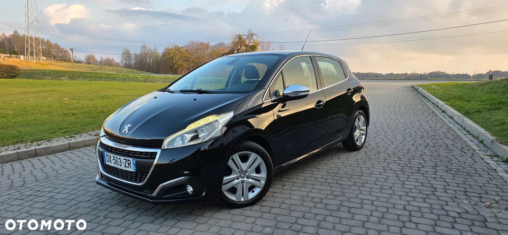 Peugeot 208 - 2