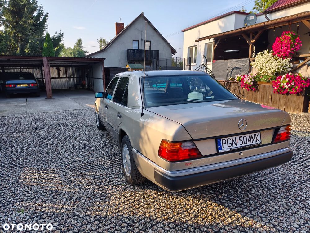 Mercedes-Benz W124 (1984-1993) - 6