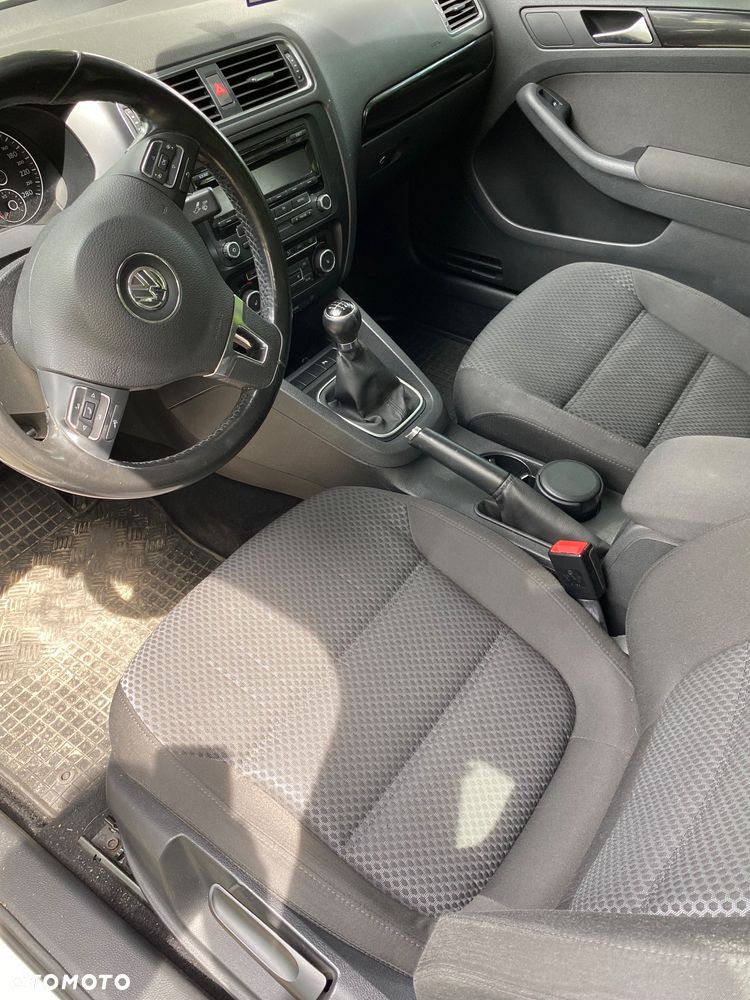 Volkswagen Jetta 1.2 TSI Comfortline Optimum - 19