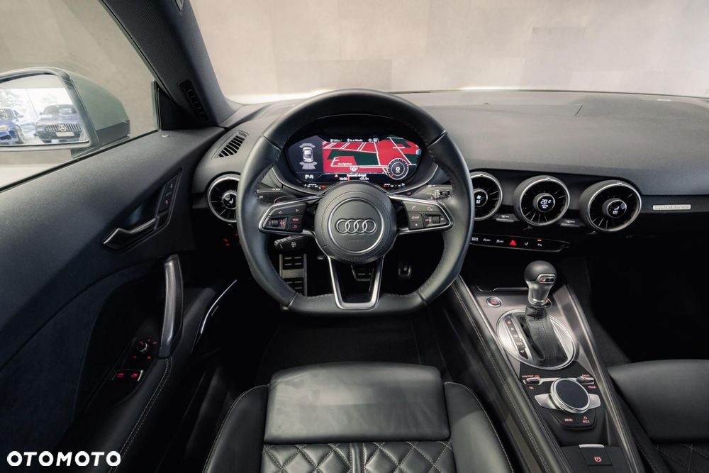 Audi TT Coupé - 12