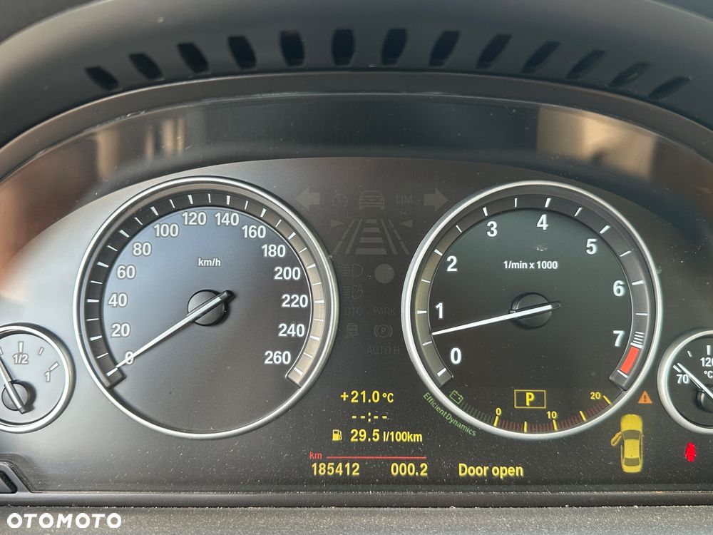BMW Seria 5 528i - 20