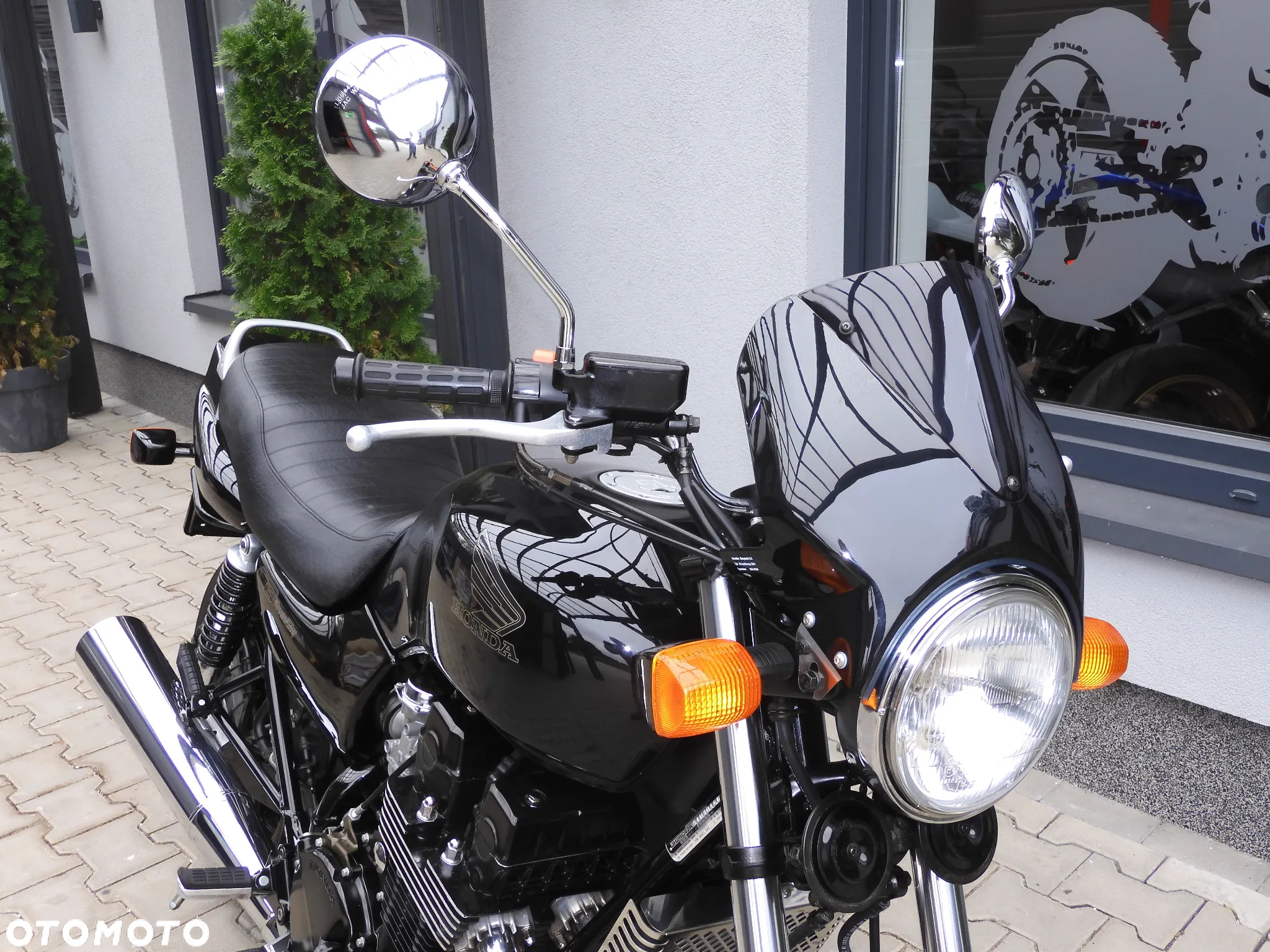 Honda CB - 3