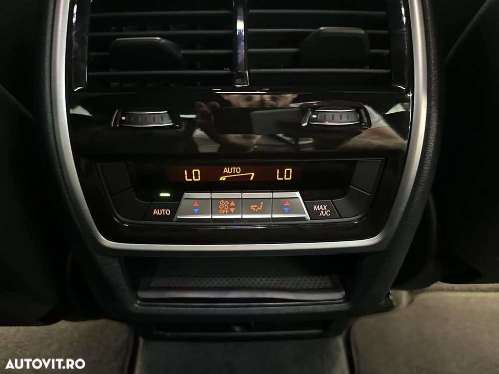 BMW X6 xDrive40i - 23