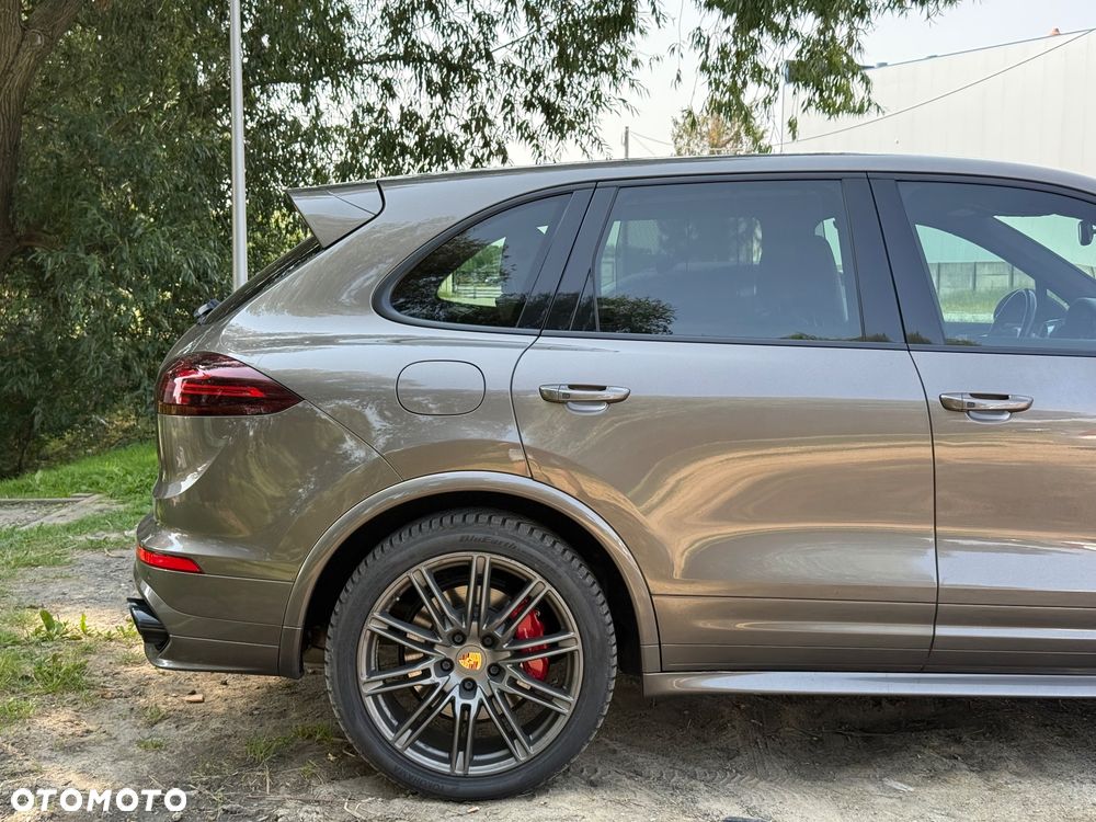 Porsche Cayenne GTS Tiptronic S - 11