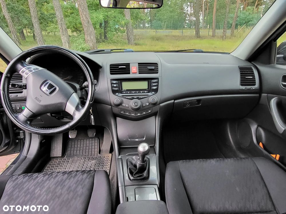 Honda Accord 2.0 Comfort - 9