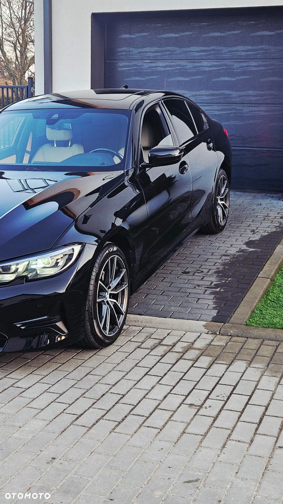 BMW Seria 3 330i Luxury Line sport - 4